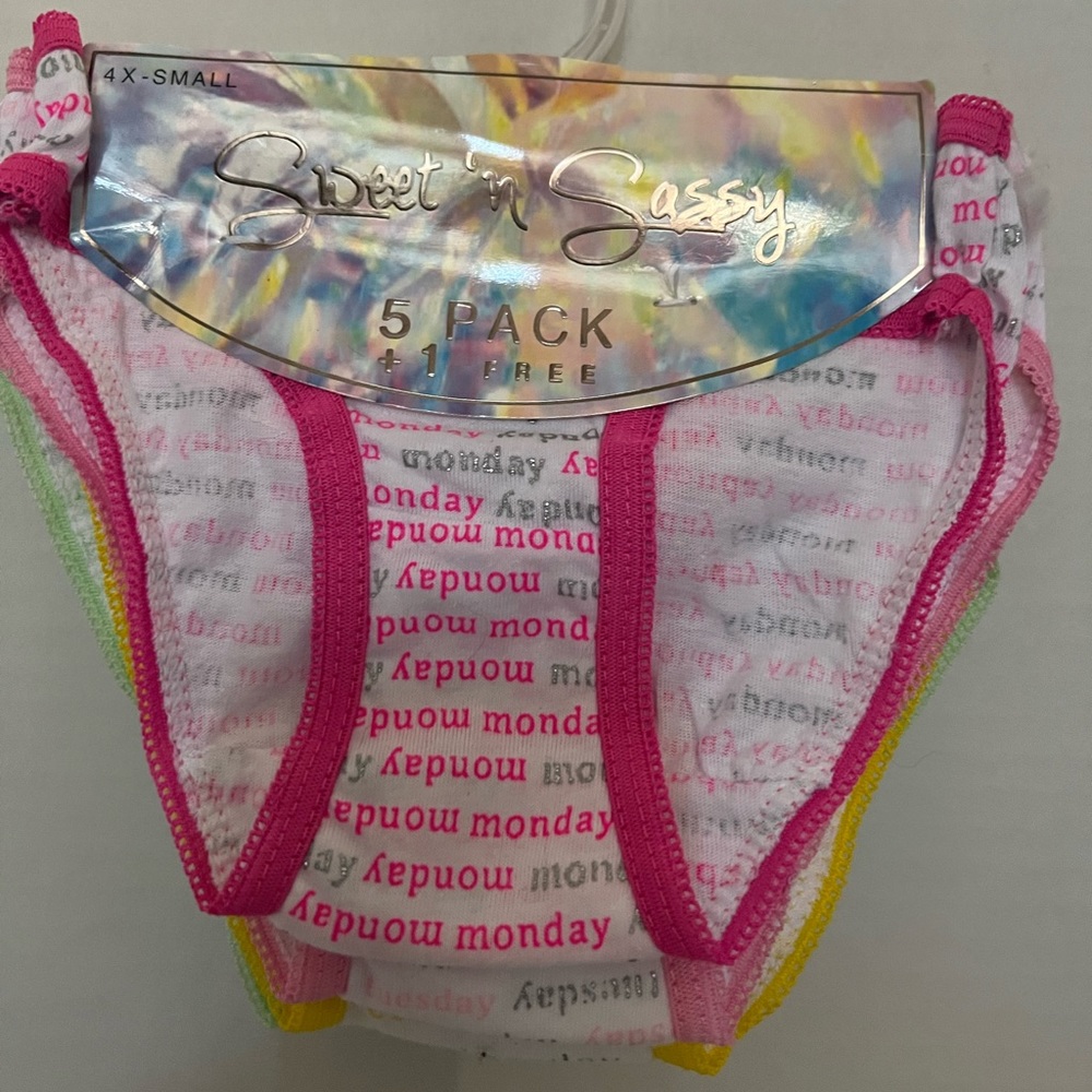 Sweet n Sassy - 5-PACK+1FREE Girl’s 4X Small Underwear